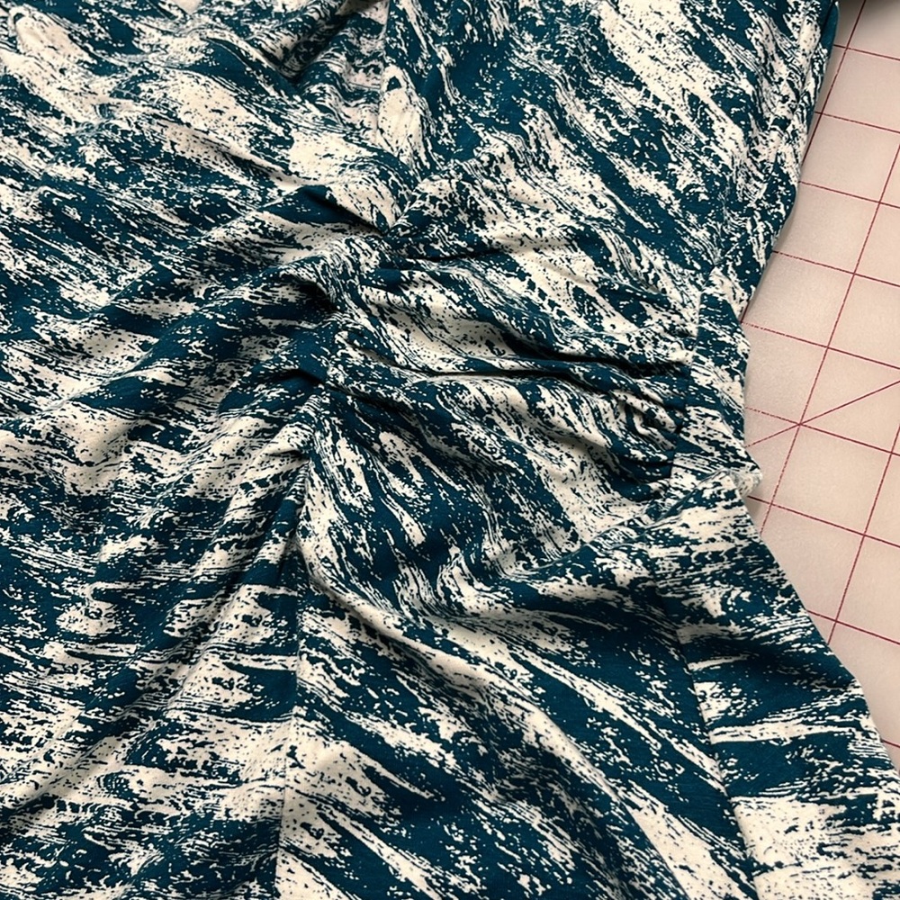 SOFT SURROUNDINGS NWT "Joanna" Resort Party Abstract Teal/Wht Faux Wrap Maxi 1X - Picture 11 of 16